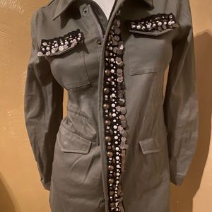 Army green coat with beautiful decals